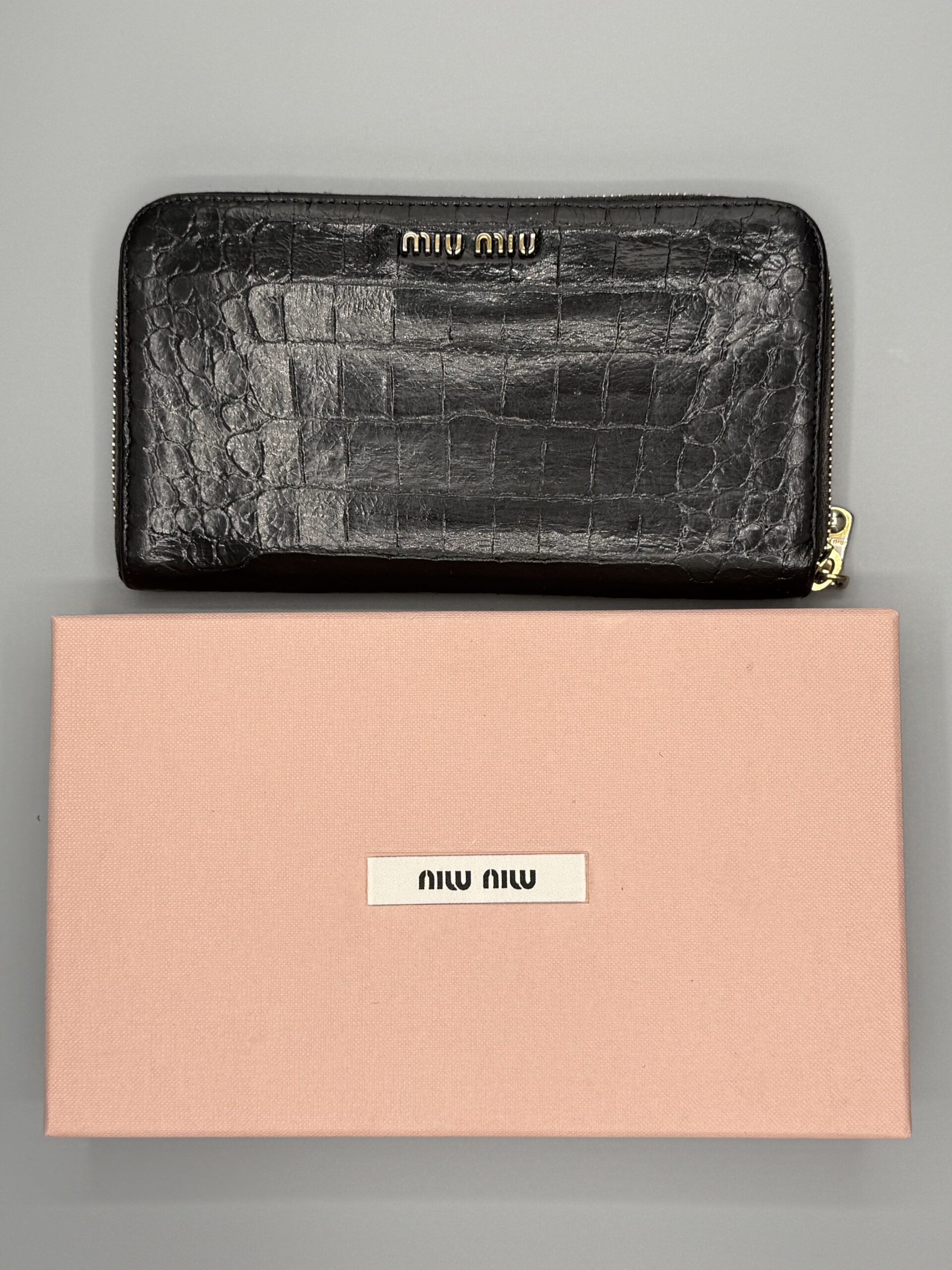 Miu miu Wallet Pre-owned